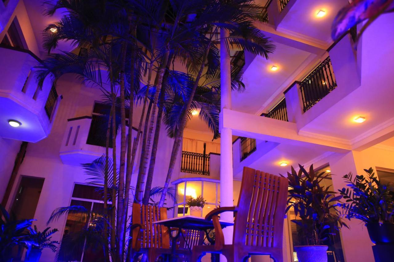 The Ocean Pearl Hotel Negombo Kültér fotó